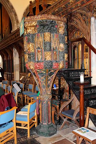 Dartmouth St. Saviour - The Pulpit