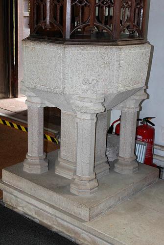 Ermington - The Font