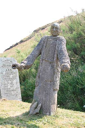 Gunwalloe  - Churchyard Detail