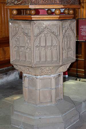 Nottingham St. Mary - The Font