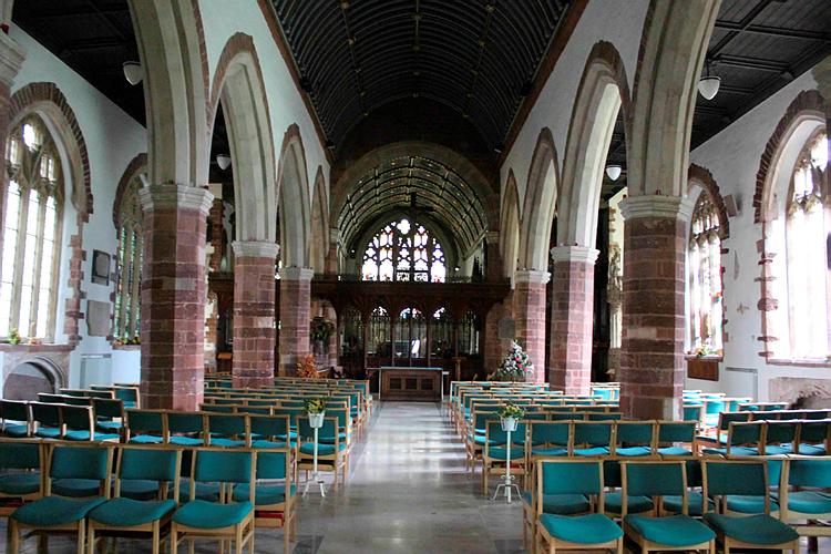 Paignton St. John the Baptist  - The Nave