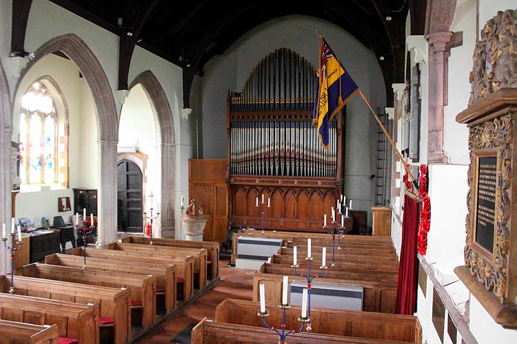 Sampford Peverell - Looking West