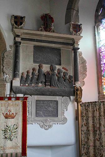 Thurlestone - Tomb Detail
